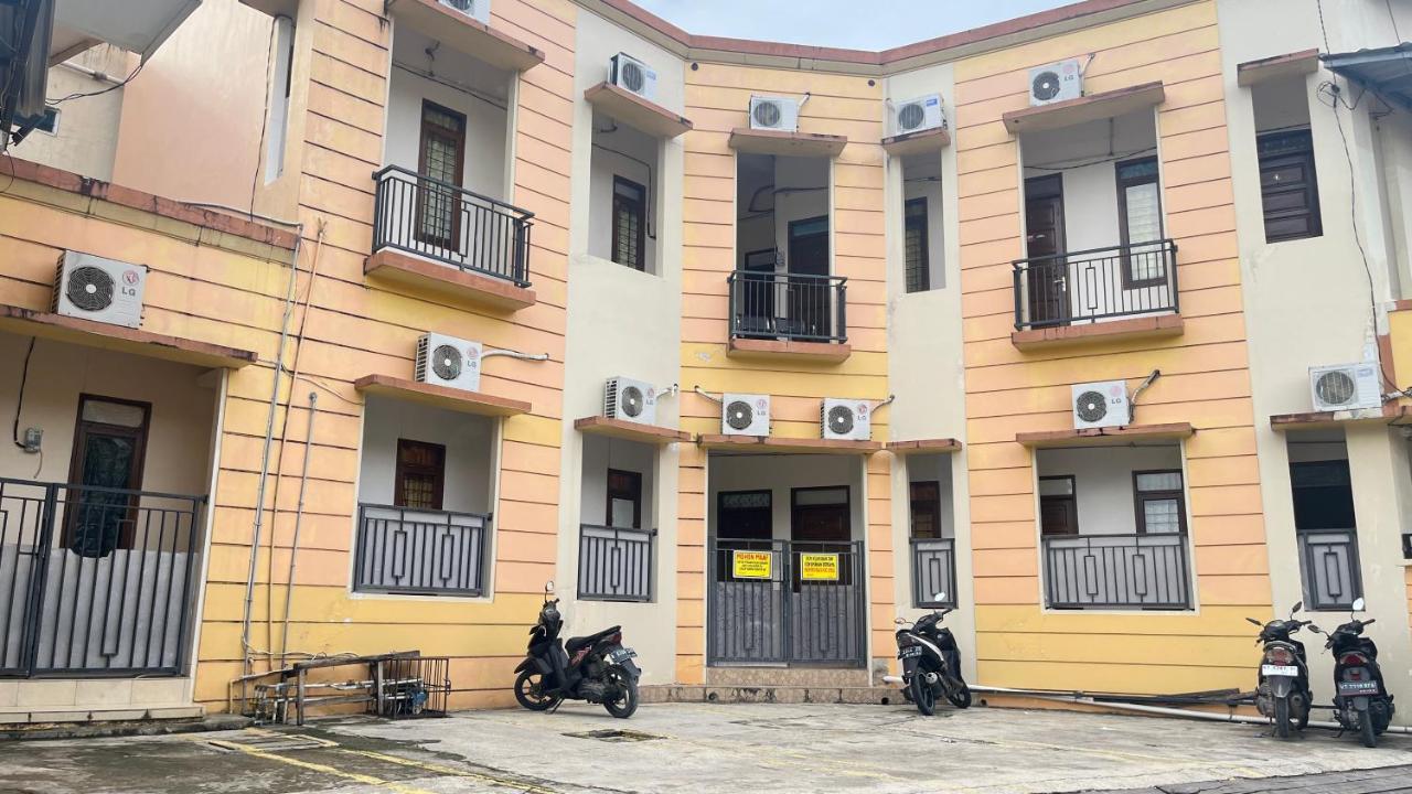 Oyo 93380 Penginapan Mangkoe Barokah Tanah Grogot Exterior photo